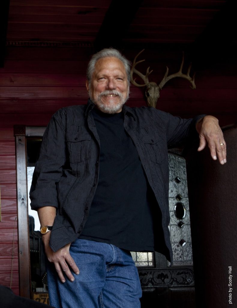 Jorma Kaukonen. Kuva: Scotty Hall, Jorma Kaukosen kotisivu